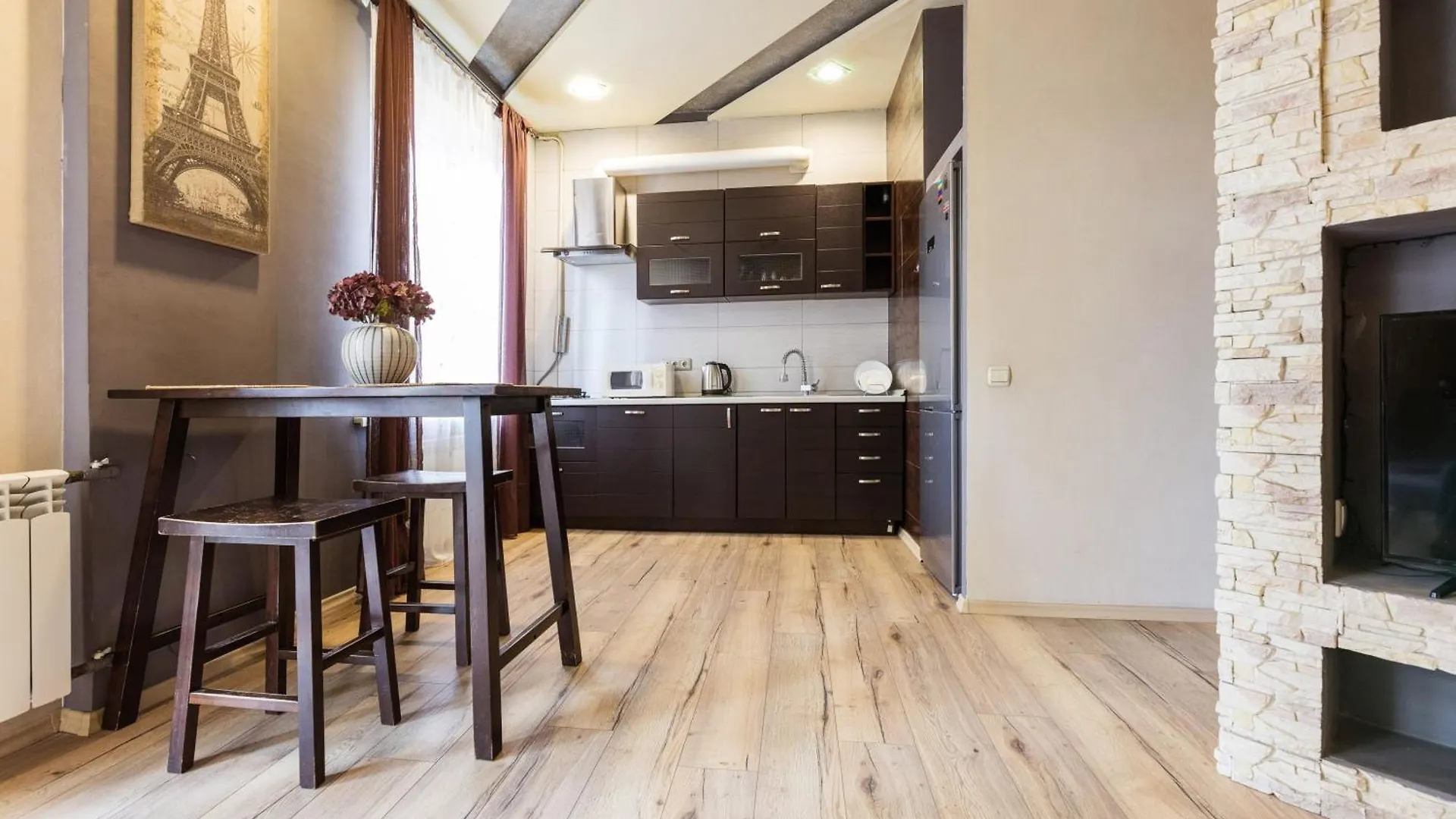 Kyiv Paris Apartment Hotel