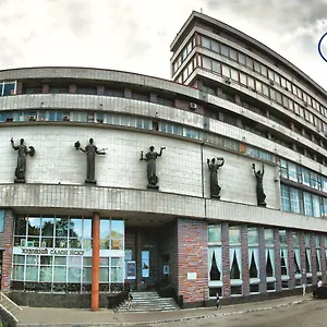  Отель Tsentralnoho Budynku Khudozhnyka