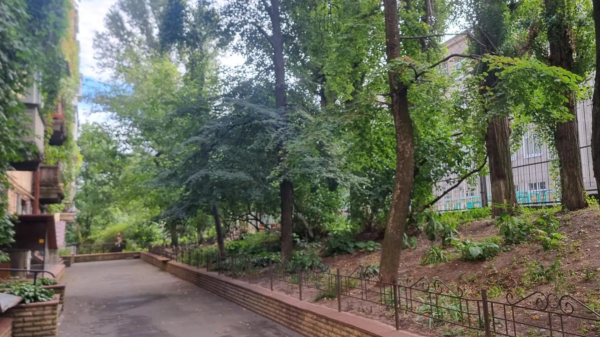 Hotel Kyiv Paris Apartment Ukraine